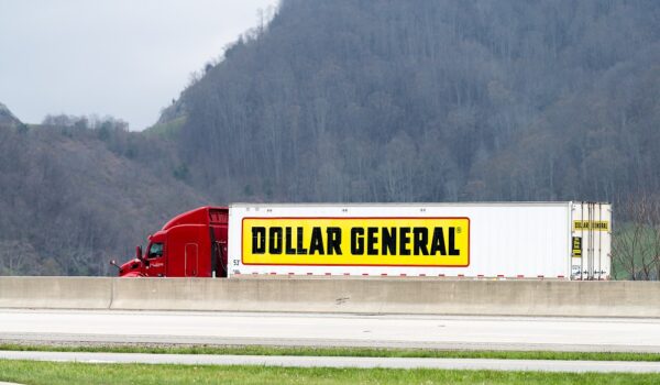 Dollar General truck