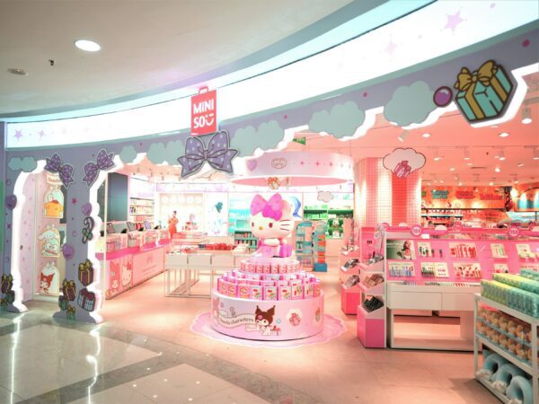 Miniso has launched its first IP-themed flagship in Indonesia, starring Hello Kitty and other beloved Sanrio characters.